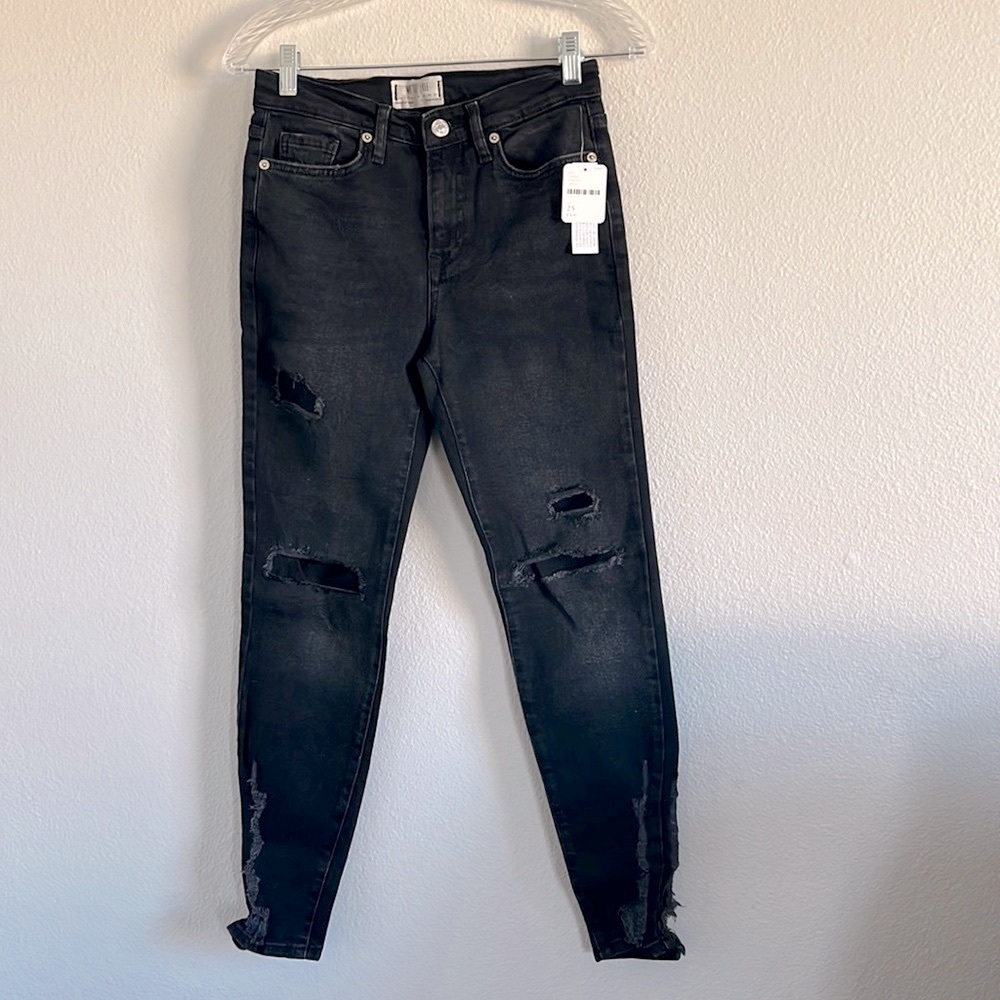 HOST PICK 🌞 NWT Free People Jeans